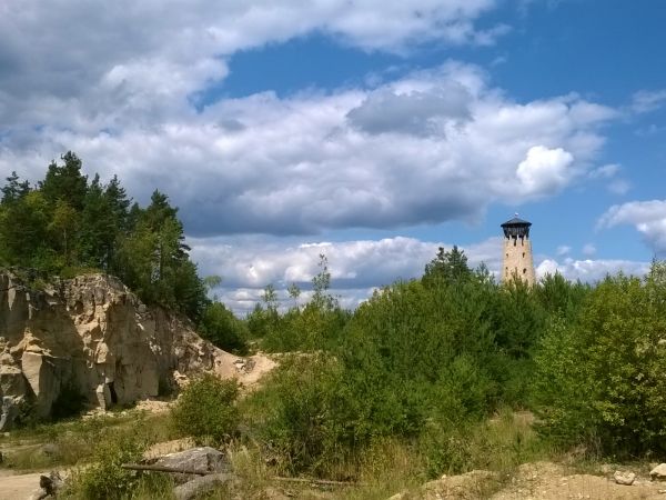 Baszta i kamieniołomy w Józefowie