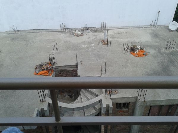 Widok grzyba i z balkonu.