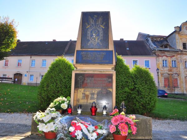 Rodzinne miasteczko Violetty Villas