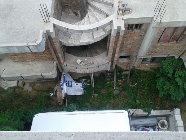 Widok grzyba i z balkonu.