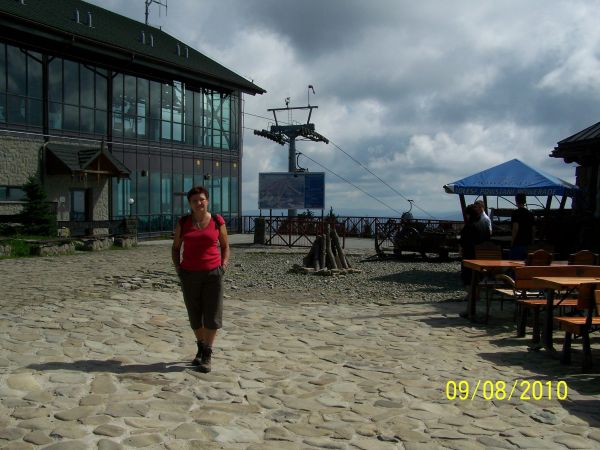 Przy górnej stacji wyciągu na Jaworzynę Krynicką.