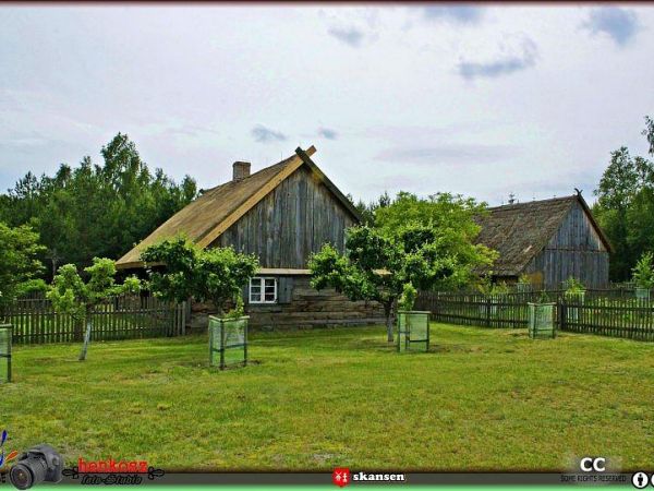 zabudowania kaszubskiej wsi