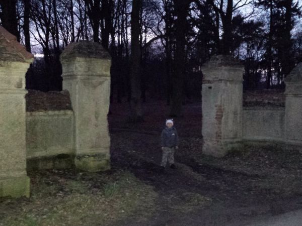 Brama, Dzwonnica,Widokówka Prześlic i Przedwojenne Prześlice