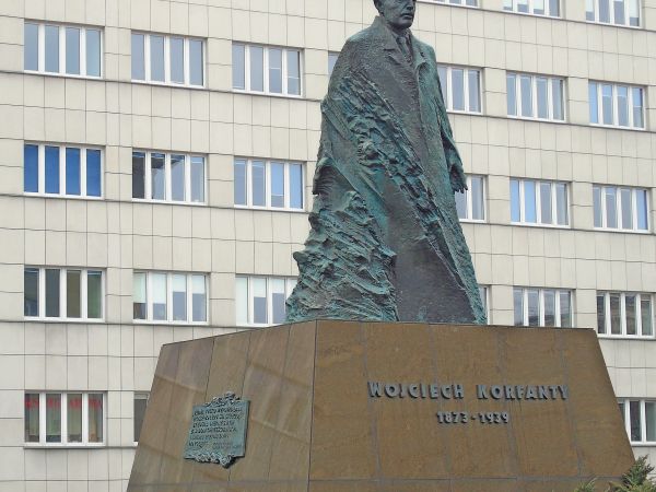 Pomnik Wojciecha Korfantego