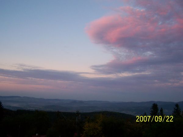 Niebo nad Kotliną jelenigórską.