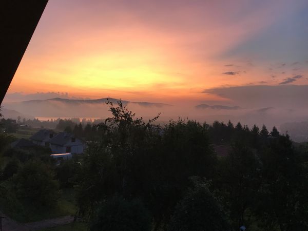 Wschód slońca nad Soliną