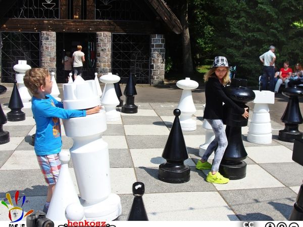 ⚐....w parku zdrojowym(♤↟↟↟♧) Połczyna-Zdroju