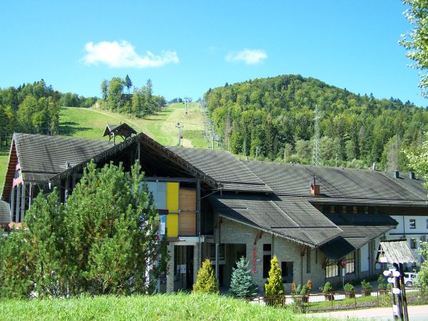 Dolna stacja wyciągu na Jaworzynę Krynicką