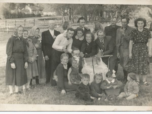 Poznajemy historie i obyczaje mieszkańców wsi Huszczka Duża