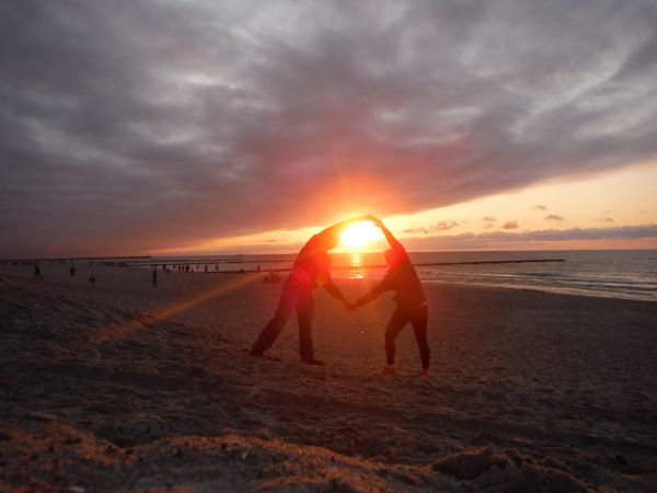 Nasz osobisty, wyjątkowy zachód słoneczka w Ustce, tam, gdzie lubimy powracać....