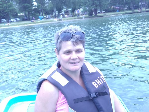 Rejs po bialym jeziorze w Okunince