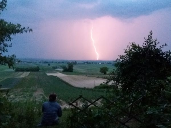 Burza nad Krakowem 01.06.2018/widok z Dodowa/