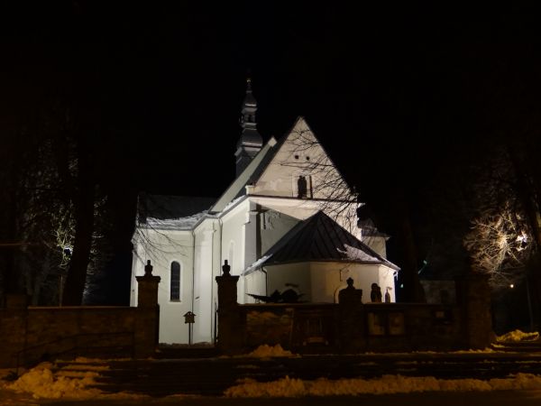 waśniów-Kościół Św.Piotra i Pawła