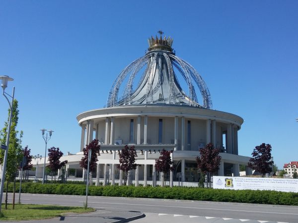 Sanktuarium Maryi Gwiazdy Nowej Ewangelizacji i św. Jana Pawła II w Toruniu