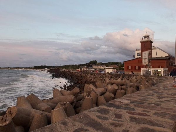 Latarnia morska, widok na piękne morze