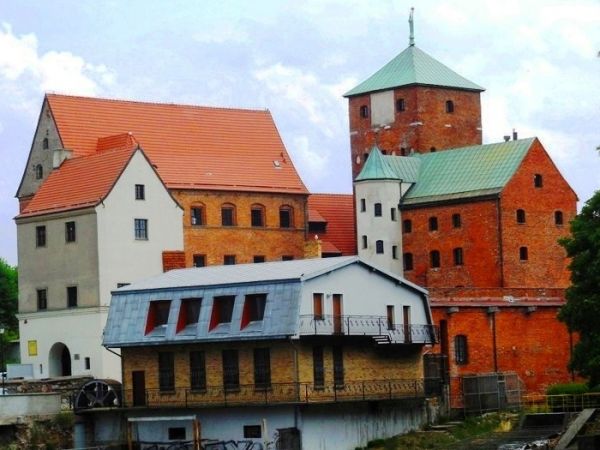 Darłowo i Darłówek; samodzielne zwiedzanie miast