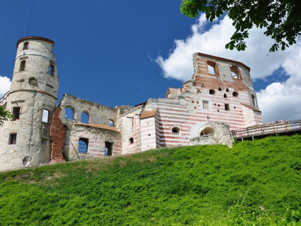 Ruiny zamku w Janowcu