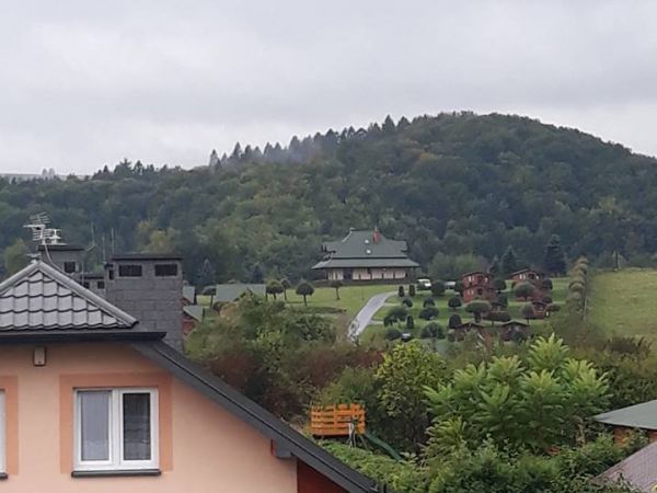 Widok z okna domu "Nad Bieszczadzkim morzem"