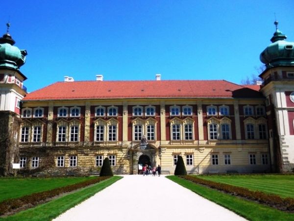 Wycieczka z Kingą; zwiedzanie zamku w Łańcucie 20.04.2018