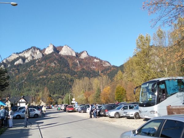 Widok z Trzech Koron,kładki na Słowację.