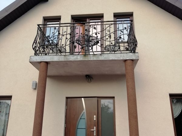 Pokoje nad  Stawem - NOCLEG  w  Żarkach