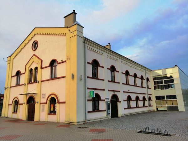 Miasteczko w  drodze do Częstochowy ...