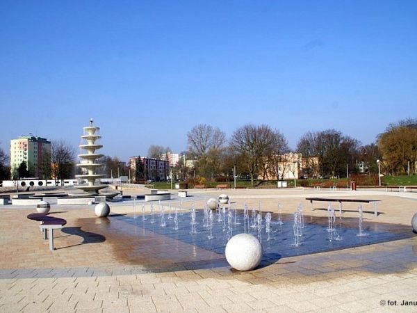 Fontanna na Wyspie w Pile.