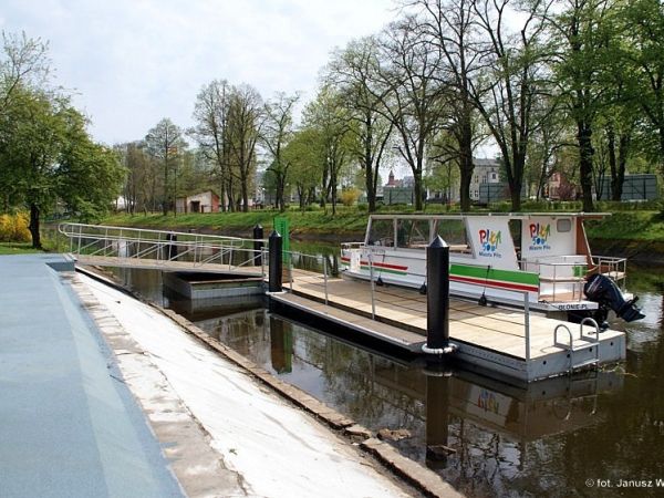 Tramwaj Wodny „GORDALINA” na rzece Gwdzie w Pile