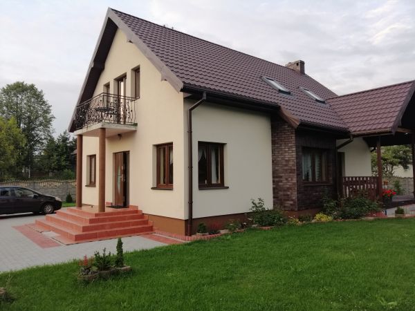 Pokoje nad  Stawem - NOCLEG  w  Żarkach