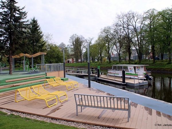 Tramwaj Wodny „GORDALINA” na rzece Gwdzie w Pile