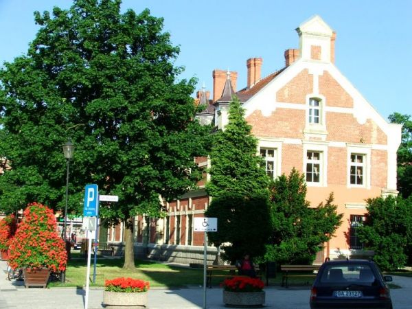 Widok na Ratusz Miejski od strony zachodniej