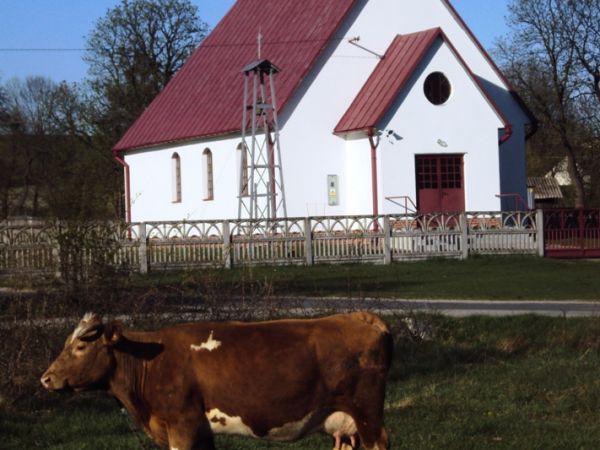 Kaplica w Zatylu wybudowana przez mieszkańców w 1997 roku.