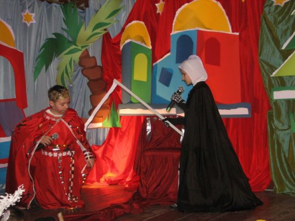 Występ uczniów z Maruszyny Dolnej na opłatku wiejskim - 2009