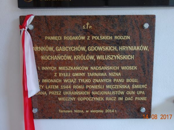 Tarnawa Niżna. Tablica w kościele.