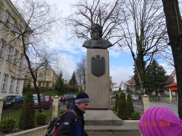 Brzozów uczynił miastem król Władysław Jagiełło w 1413r., nadając też liczne przywileje co pozwoliło, by miasto rosło na węgierskim szlaku handlowym - na zdjęci