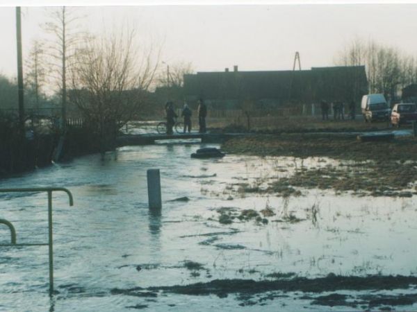 Marzec 2006r.
