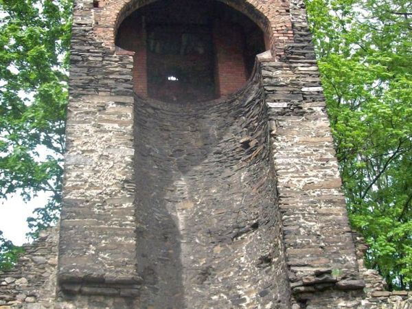 Paczków - baszta łupinowa przy murach obronnych