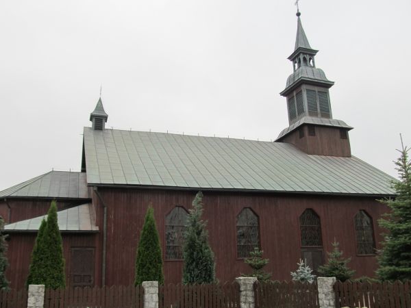 Zabytkowy Kościół pw Matki Bożej Różańcowej w Karsinie