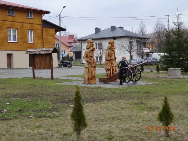 nawet na sanockim Zamku Królewskim  o tej armacie opowiadają, jest o niej mowa na planszy przy Centrum Informacji Turystycznej w Sanoku /ale jak ataki ze stepów
