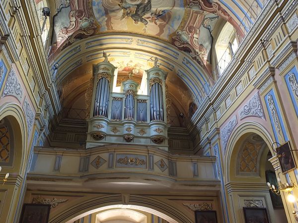 Organy  i chór
