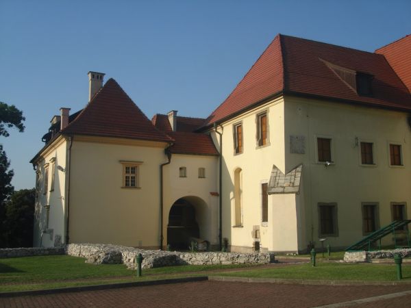 Zamek Zupny (Zamek Srodkowy) - XIII w.