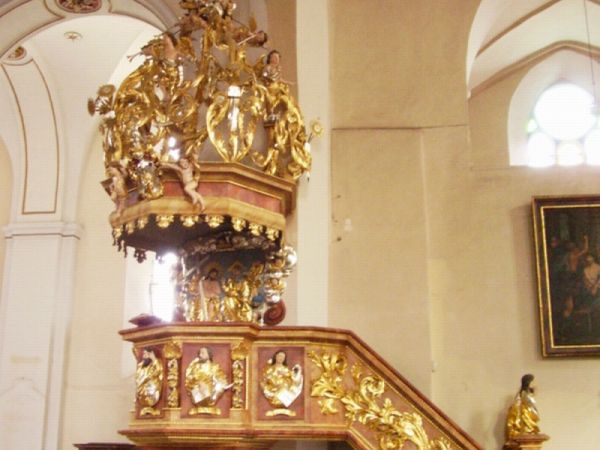 Sanktuarium Maryjne -ambona