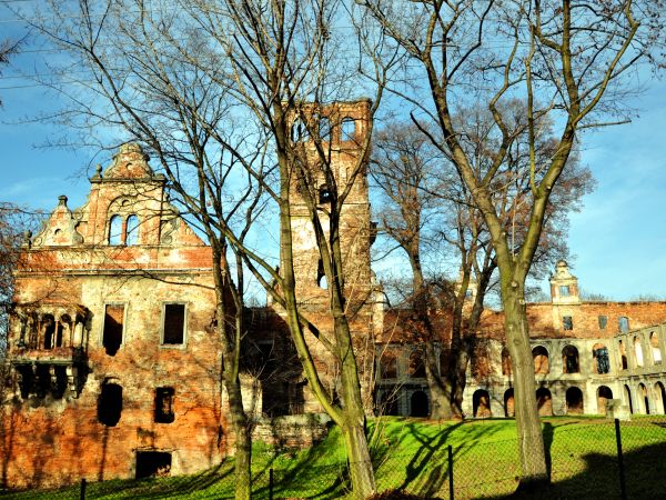 Tworków - ruiny zamku