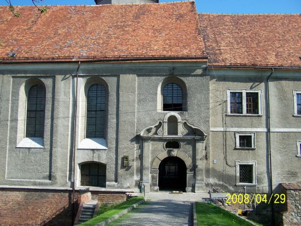 Wejście główne do zamku