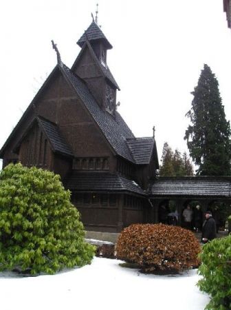 Karpacz.Świątynia Wang zimą.