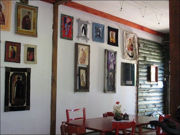 "ALKIERZ" - tu można dobrze zjeść i przy okazji obejrzeć ciekawą wystawę