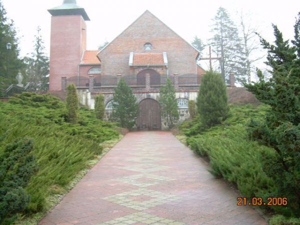 Kościół w Czarnej Dąbrówce