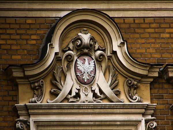 Nowy Sącz-ratusz, herb jednego z miast utrzymującego kontakty handlowe