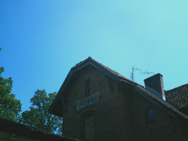 Część budynku stacyjnego