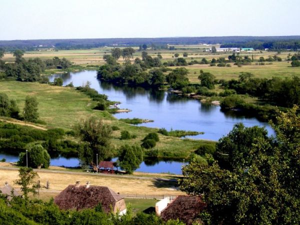 Tu właśnie Noteć wpada do Warty